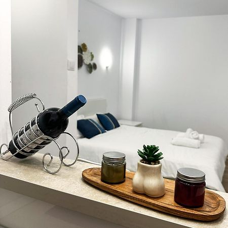 Superior One Bedroom Apartment Unirii Square ブカレスト エクステリア 写真