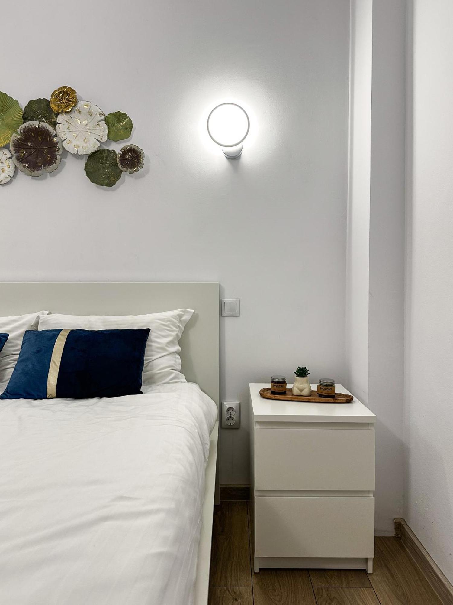 Superior One Bedroom Apartment Unirii Square ブカレスト エクステリア 写真