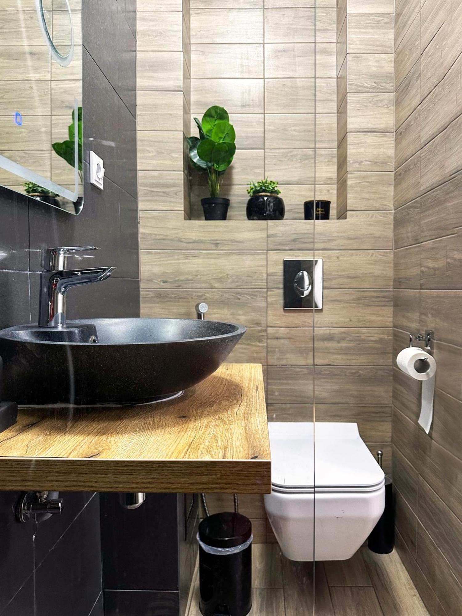 Superior One Bedroom Apartment Unirii Square ブカレスト エクステリア 写真