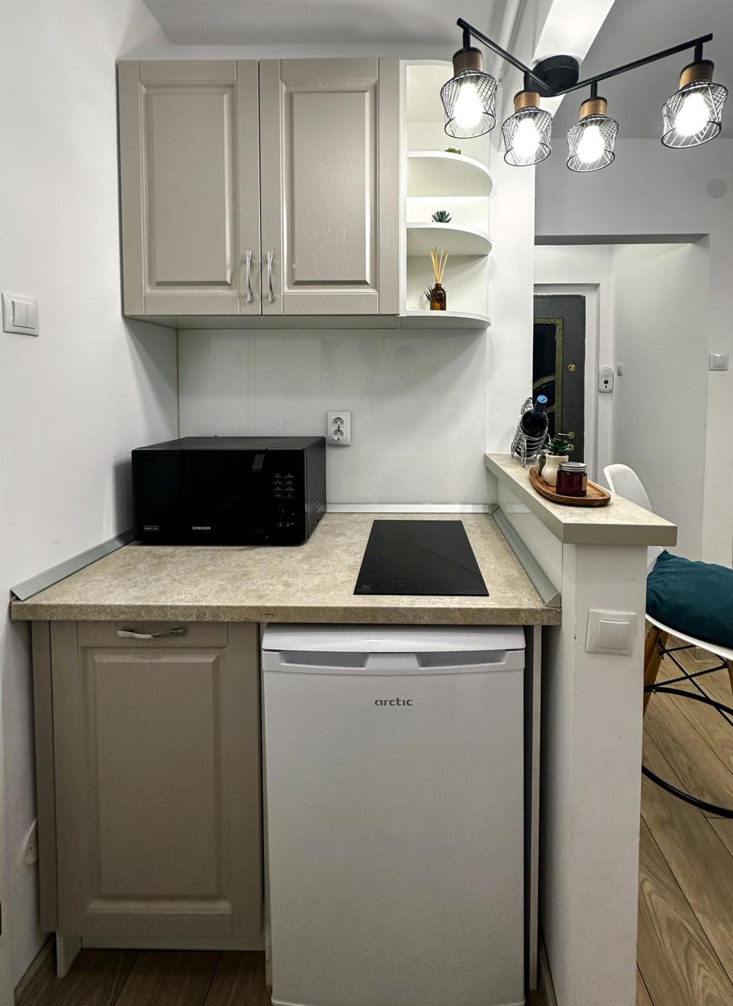 Superior One Bedroom Apartment Unirii Square ブカレスト エクステリア 写真